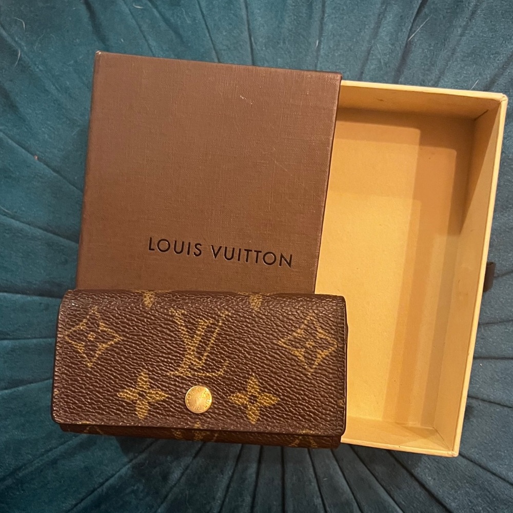 Louis Vuitton Key Holder